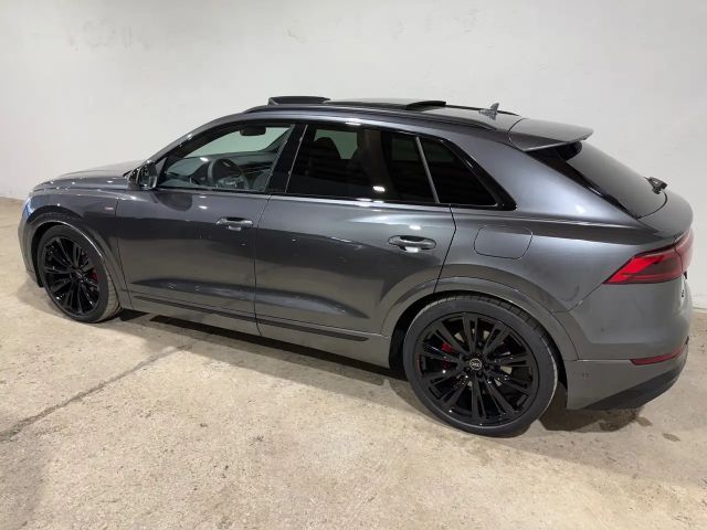 Audi Q8 55 TFSI Hybride Quattro