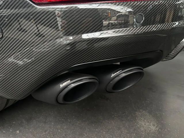 Lamborghini Urus Performante