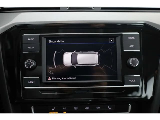 Volkswagen Passat 2.0 TDI Business DSG Variant