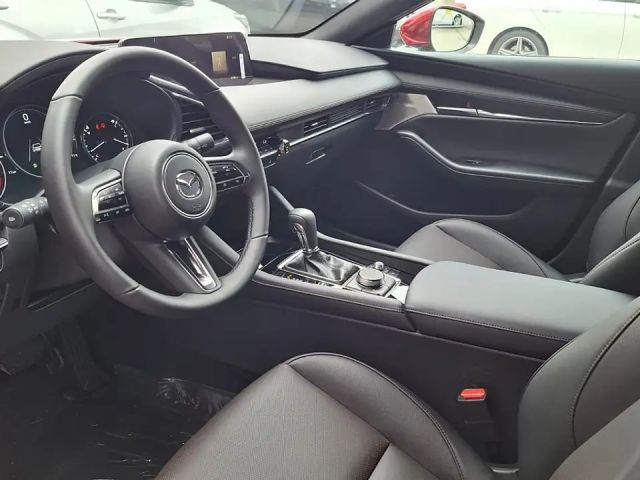 Mazda 3 SkyActiv Takumi e-Skyactiv