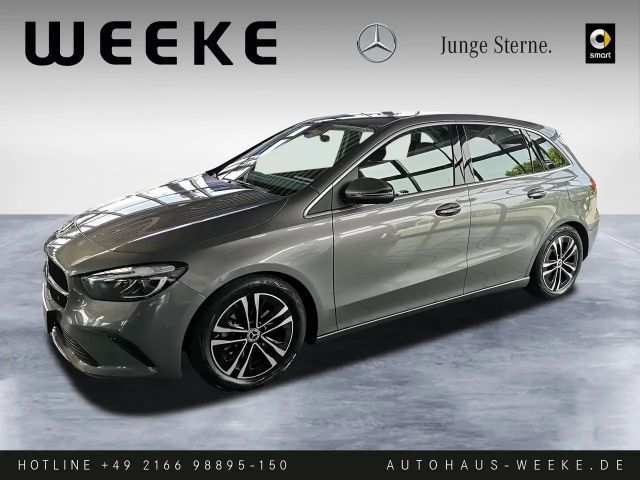 Mercedes-Benz B 200 Progressive Sedan