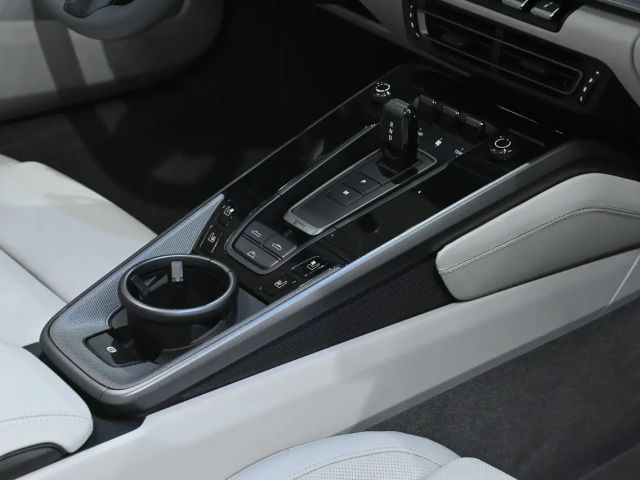 Porsche 992 4 Cabrio Carrera