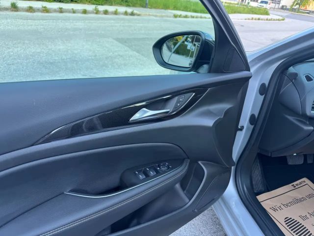 Opel Insignia Elegance