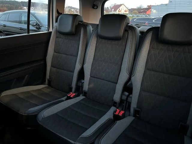 Volkswagen Touran 1.5 TSI