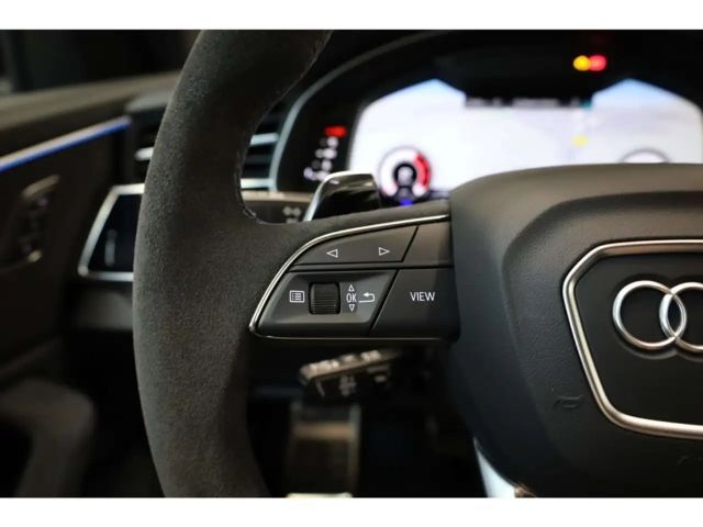 Audi RS Q8 Performance Quattro