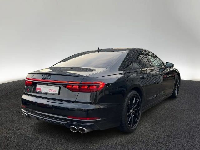 Audi S8 4.0 TFSI Quattro