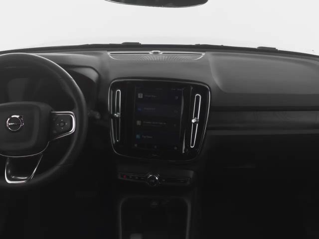 Volvo XC40 AWD Plus Recharge Twin Engine