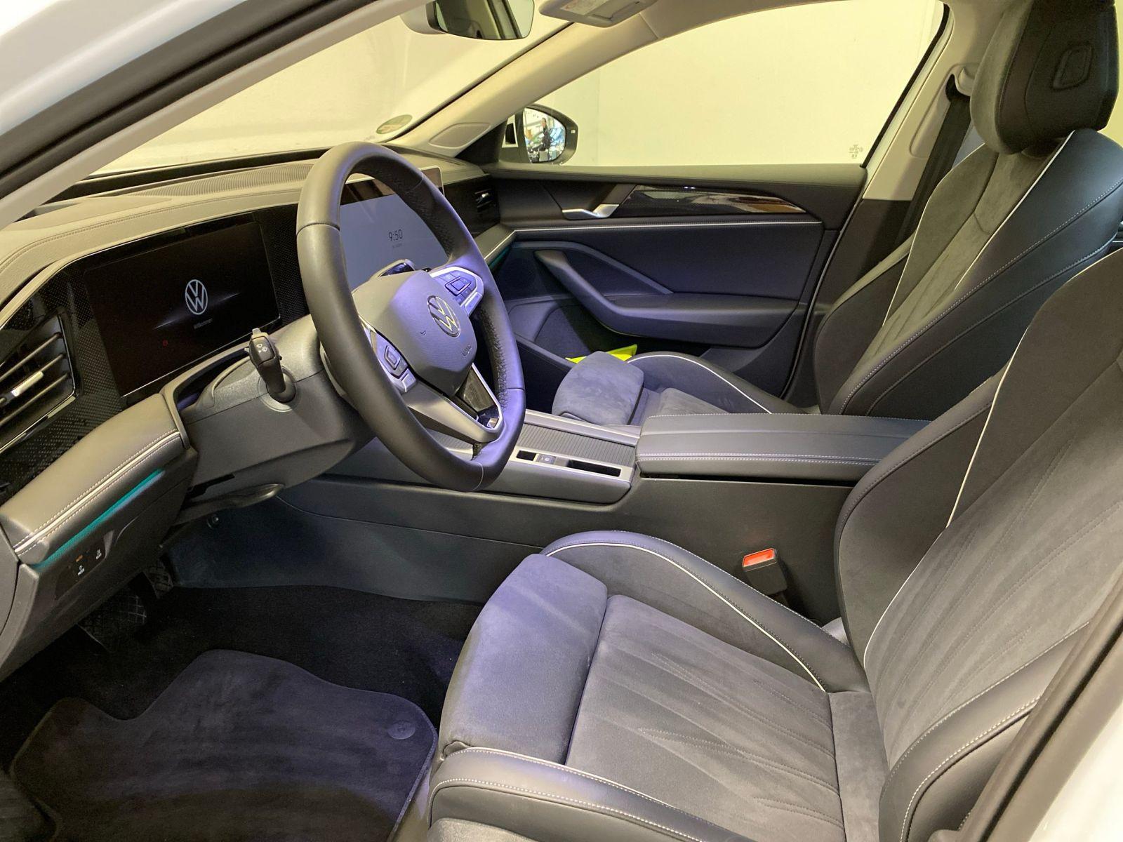 Volkswagen Passat 1.5 eTSI Business Variant