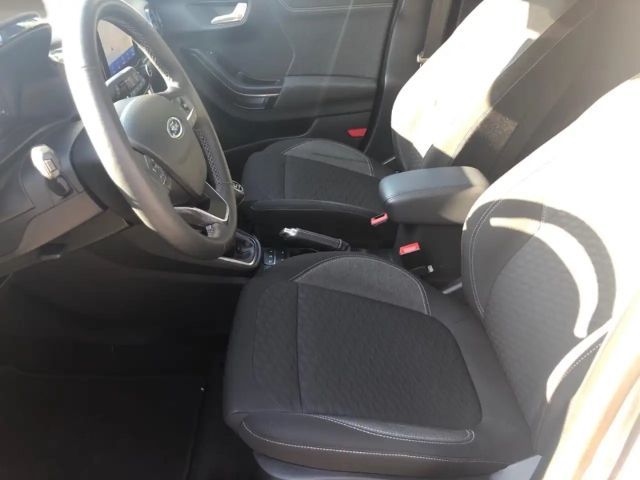 Ford Puma EcoBoost Titanium