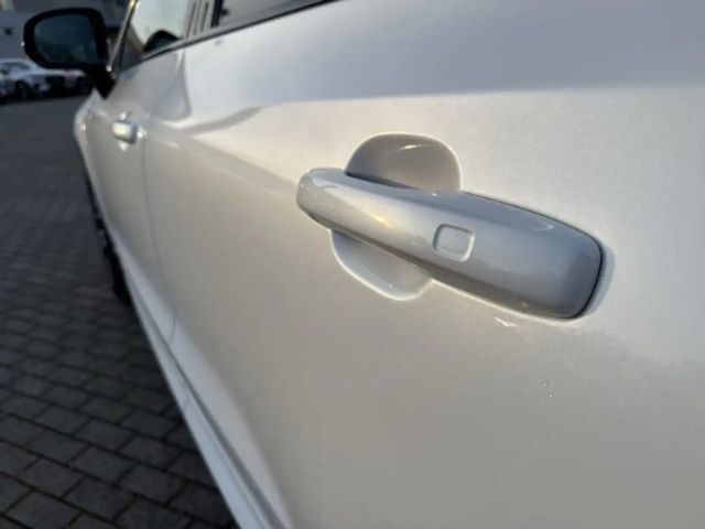 Volvo XC60 Dark Plus T6