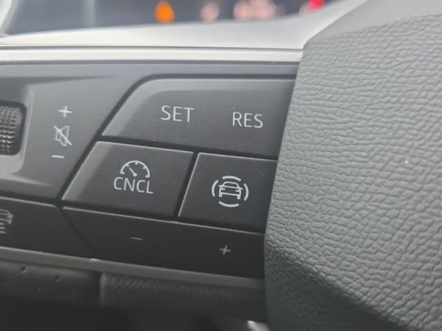 Seat Leon 1.5 eTSI FR-lijn Sportstourer