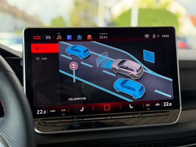 Volkswagen Golf DSG Golf VIII IQ.Drive Style