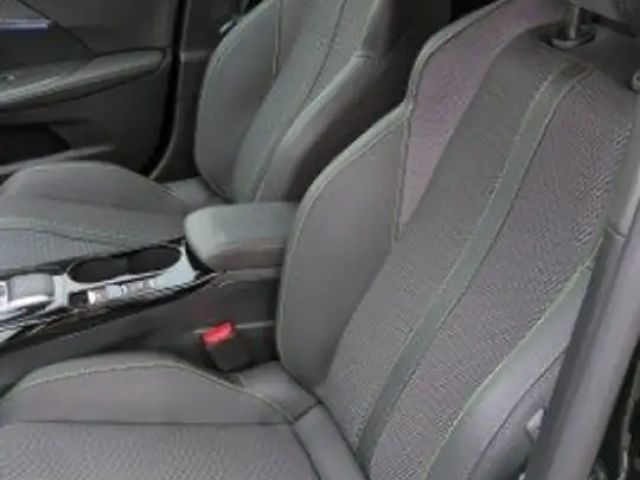 Peugeot E-2008 GT-Line