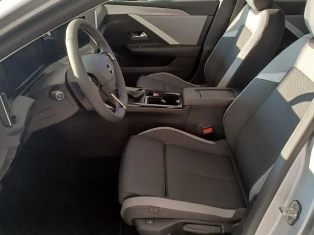 Opel Astra 1.5 Turbo Edition Sports Tourer