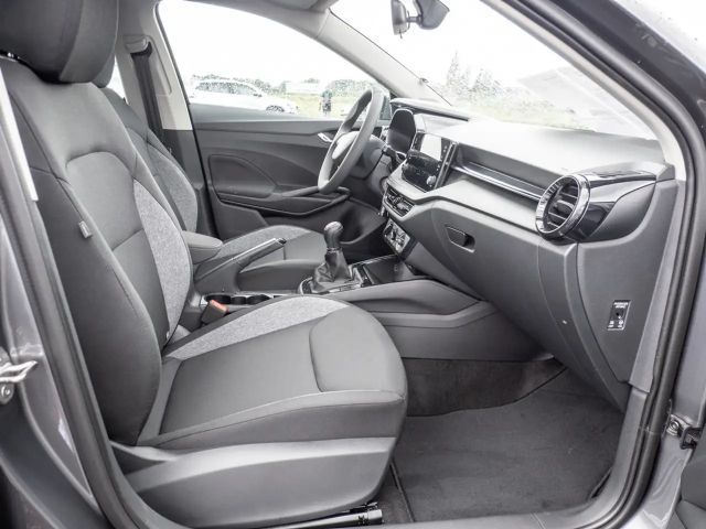 Skoda Fabia 1.0 Essence KLIMA PDC SITZHEIZUNG LED