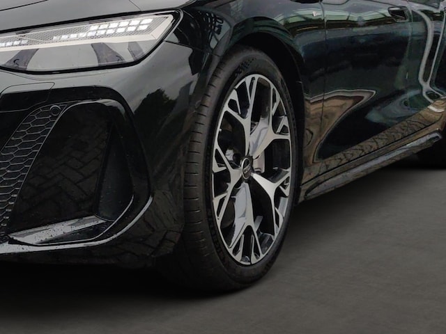 Audi A6 Avant Quattro S-Tronic