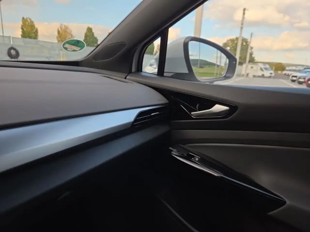 Volkswagen ID.4 IQ.Drive Performance Pro