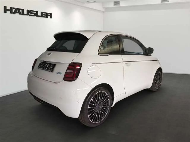 Fiat 500e by Bocelli
