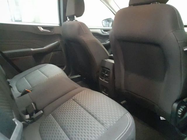 Ford Kuga Cool & Connect