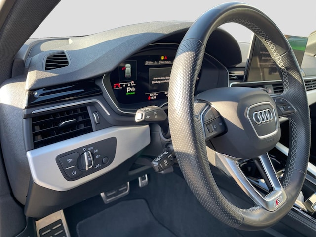 Audi A4 40 TFSI Avant S-Line S-Tronic