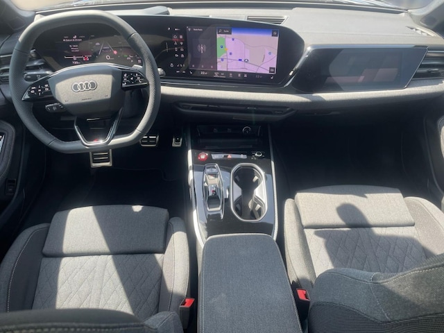 Audi A6 Avant Quattro S-Tronic