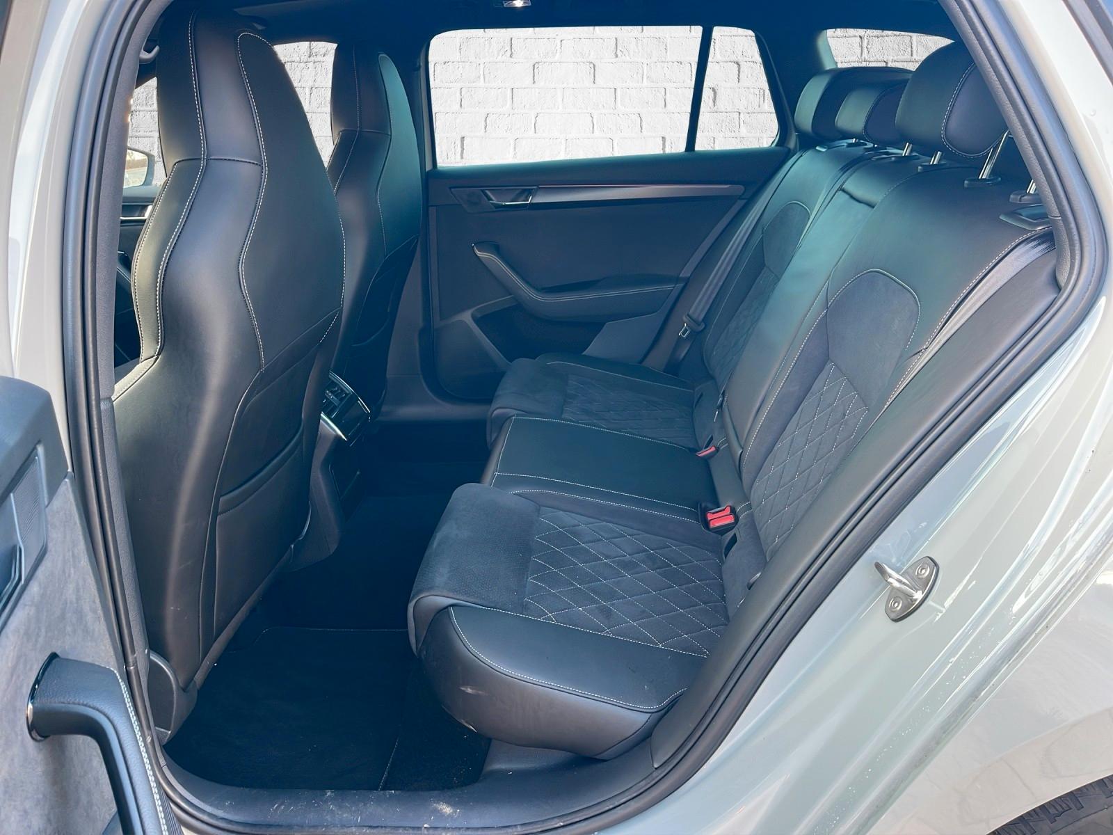 Skoda Superb 2.0 TSI 4x4 Combi Sportline