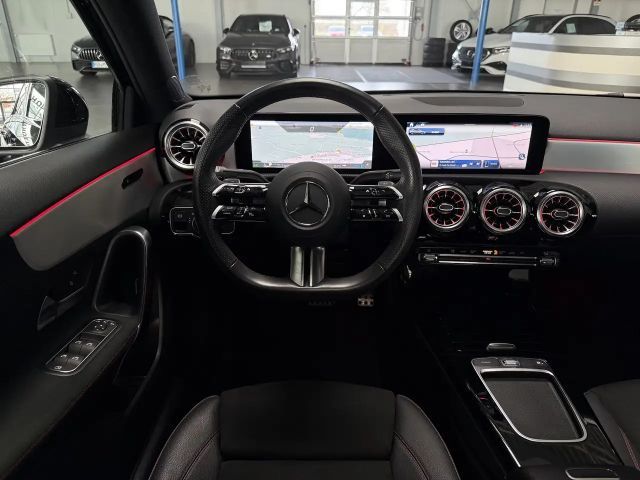 Mercedes-Benz A 200 AMG Line