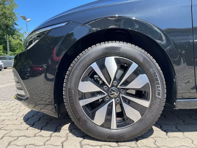 Volkswagen Golf Move