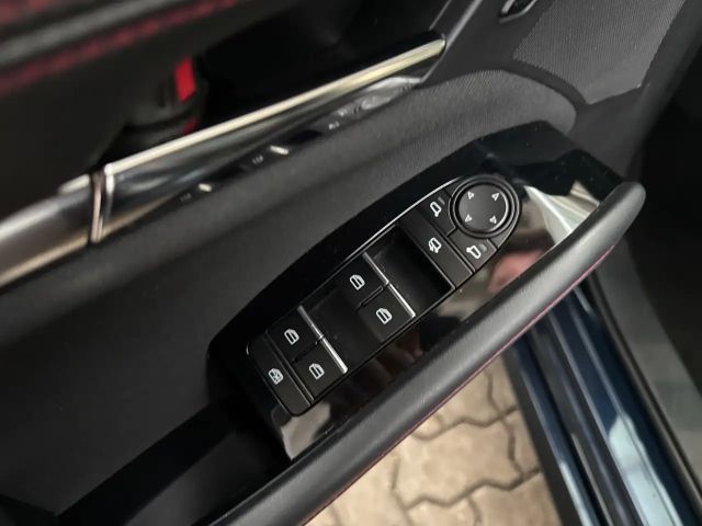 Mazda 3 Homura SkyActiv e-Skyactiv