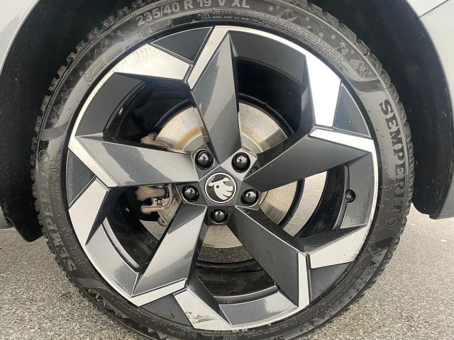 Skoda Superb Sportline iV