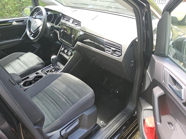 Volkswagen Touran 1.5 TSI DSG Highline