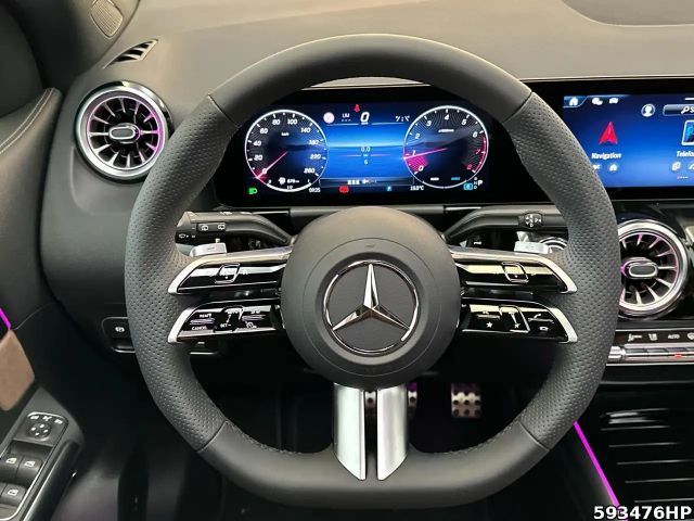 Mercedes-Benz GLA 220 4MATIC AMG Line