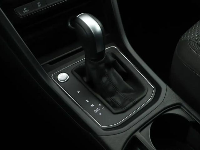 Volkswagen Touran 1.5 TSI DSG R-Line