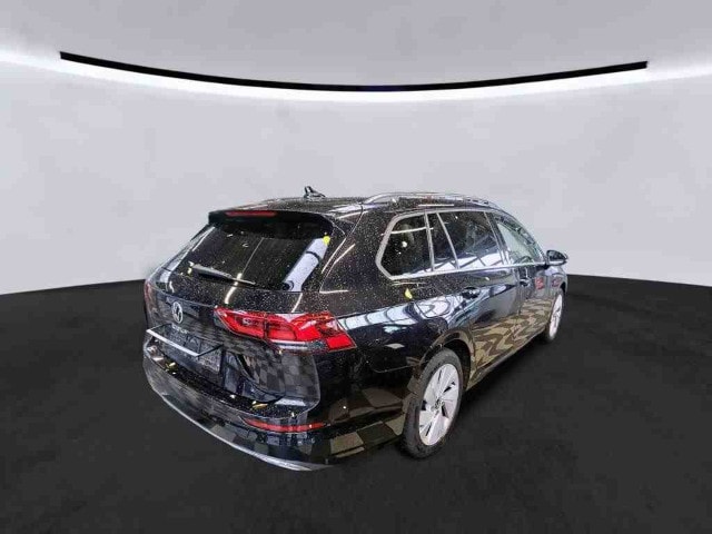 Volkswagen Golf 2.0 TDI DSG Style Variant