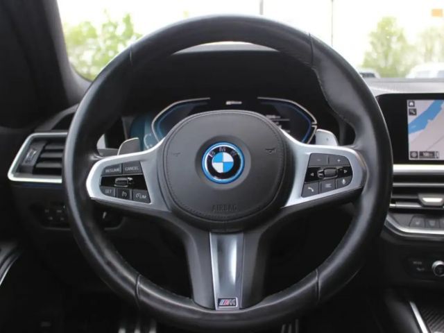 BMW 330 330e M-Sport Touring xDrive