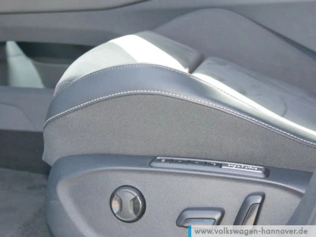 Volkswagen ID.7 IQ.Drive Pro