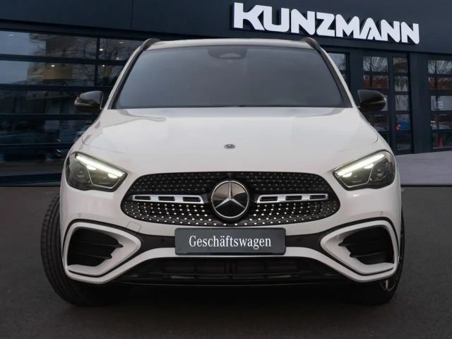 Mercedes-Benz GLA 220 4MATIC AMG Line GLA 220 d