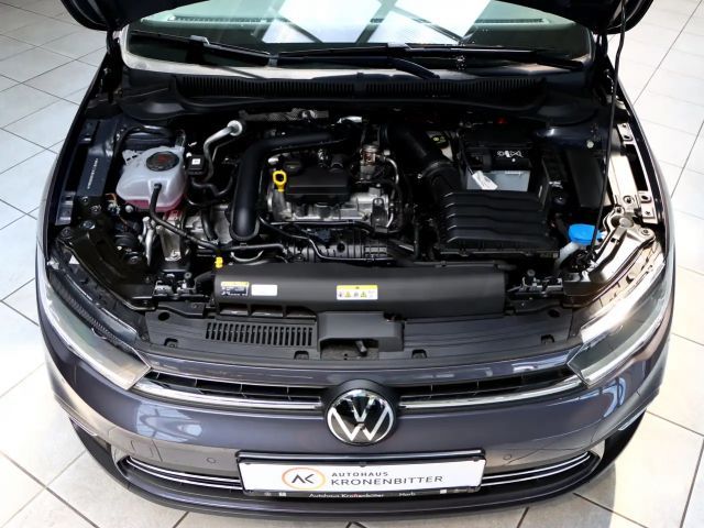 Volkswagen Polo 1.0 TSI DSG Style