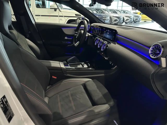 Mercedes-Benz A 220 A 220 d