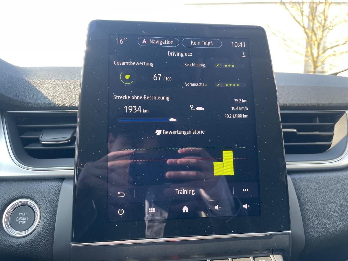 Renault Captur EDC Hybrid TCe 140 Techno