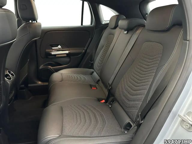 Mercedes-Benz GLA 200 Progressive