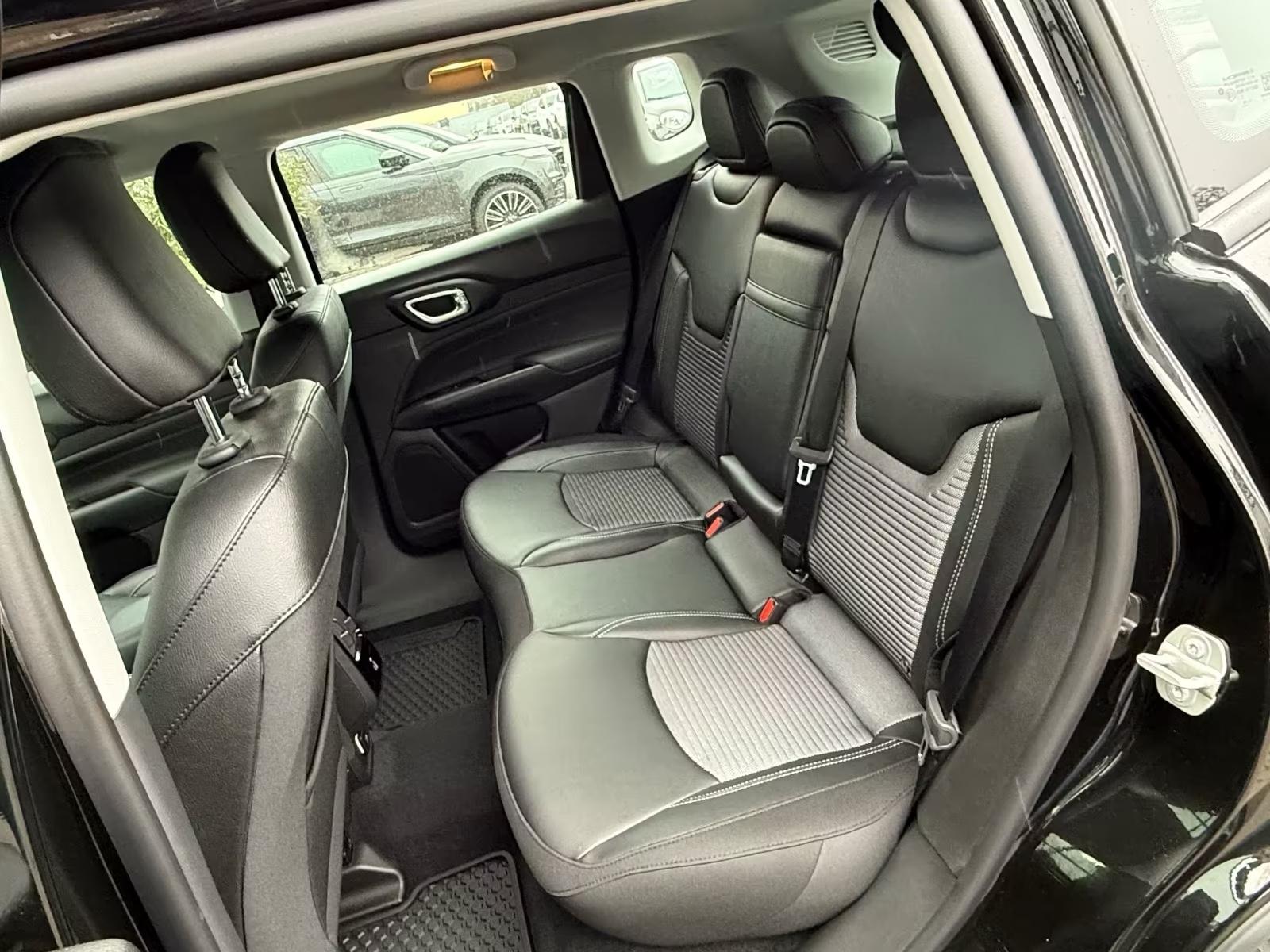 Jeep Compass 1.5 GSE T4 Autom. Keyless Sitzheiz. 360°