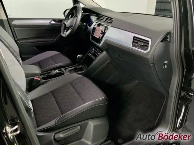 Volkswagen Touran 1.5 TSI DSG R-Line