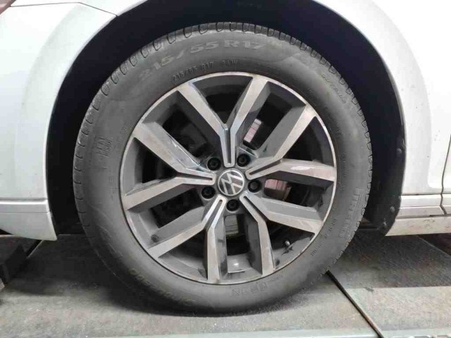 Volkswagen Passat 2.0 TDI Business DSG Variant