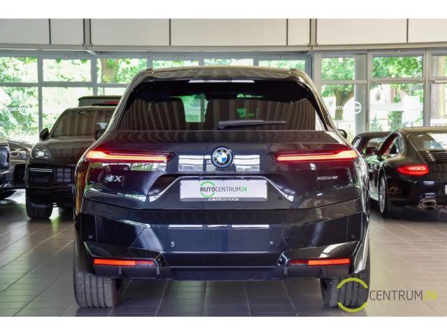 BMW iX 40 SkyLounge Massage HK HUD Soft Laser 360
