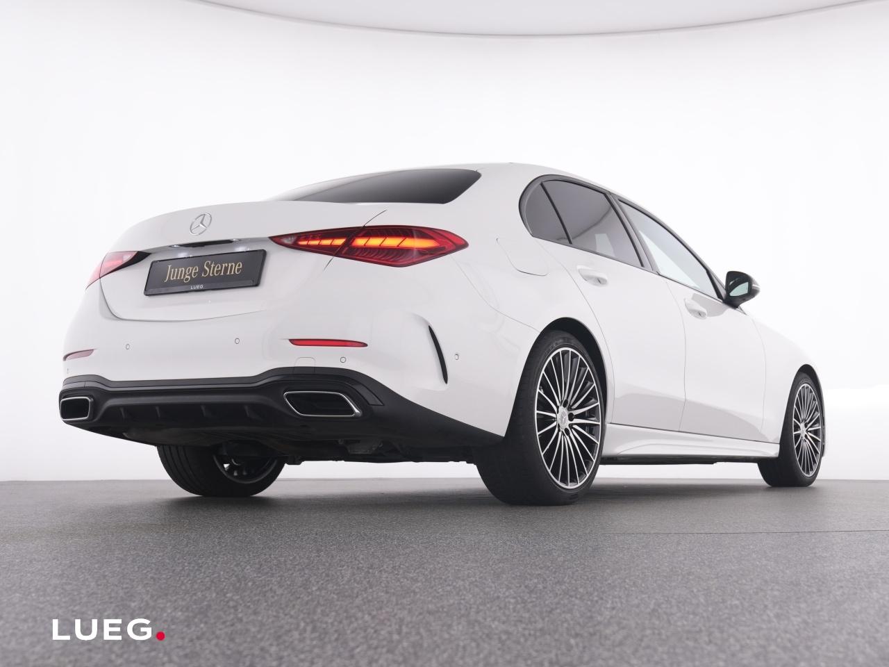 Mercedes-Benz C 180 AMG Line Sedan