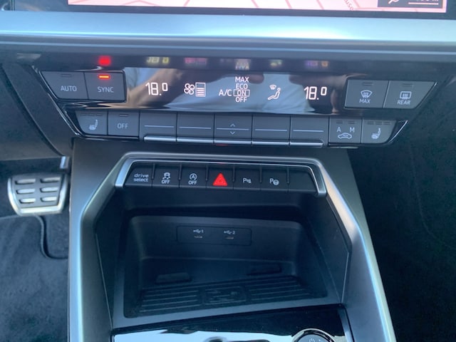 Audi S3 Quattro S-Tronic Sedan