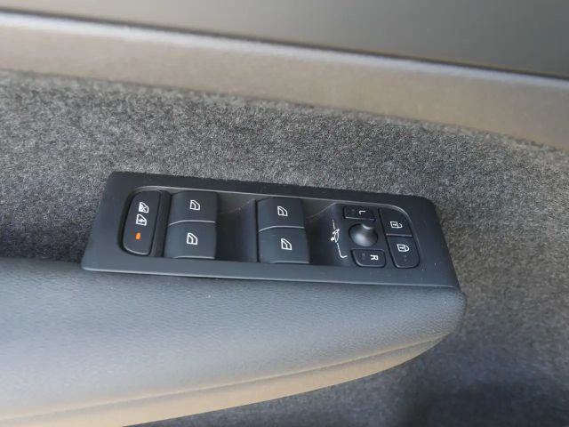 Volvo C40 Core Recharge