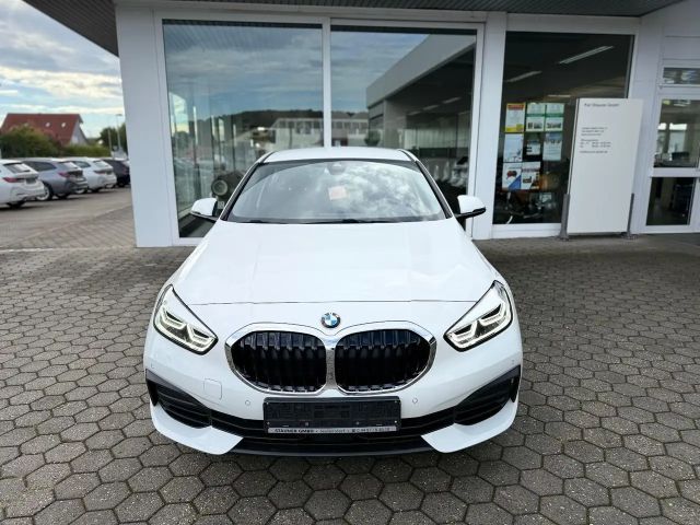 BMW 116 116i Sedan