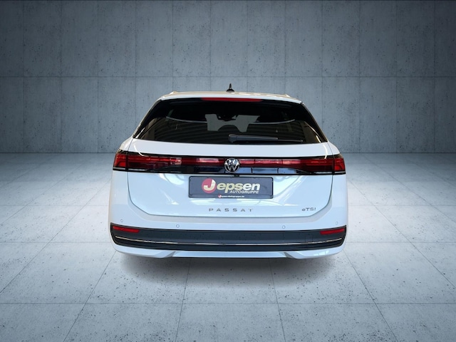 Volkswagen Passat 1.5 eTSI DSG IQ.Drive